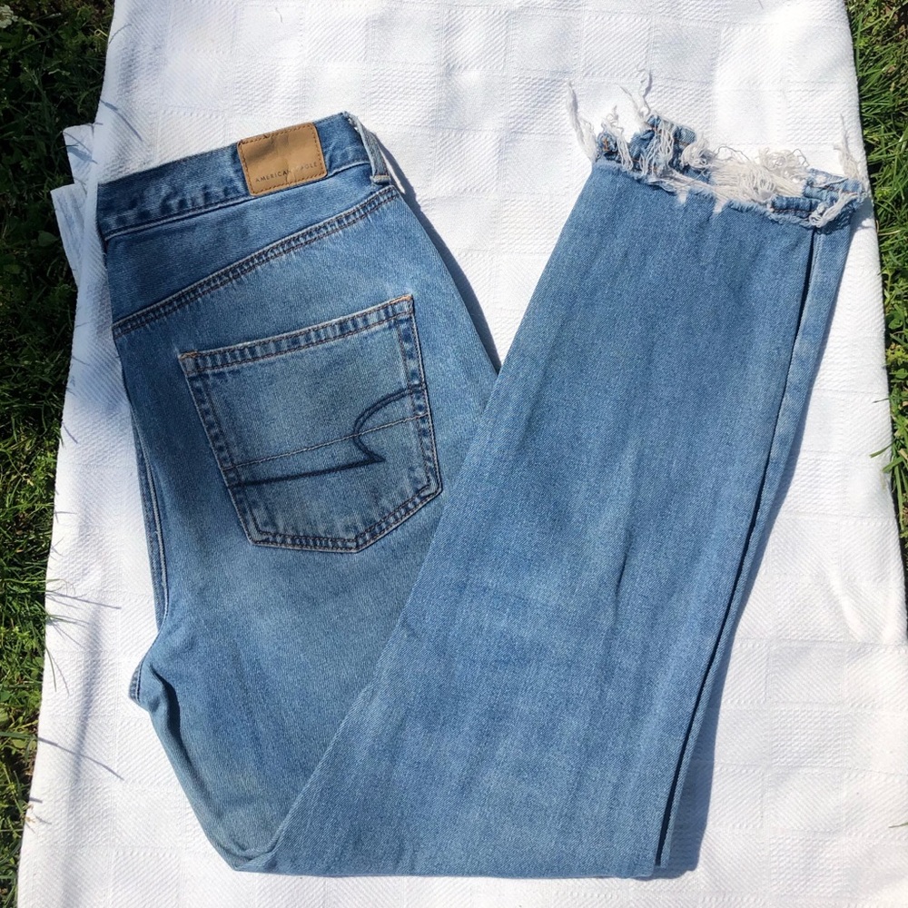 American Eagle Mom Jeans